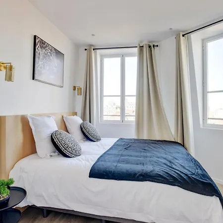Bluestay 38 - Charmant Duplex A